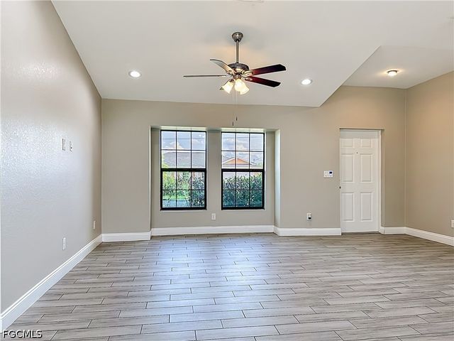 2612 15th ST SW, Lehigh Acres, FL 33976