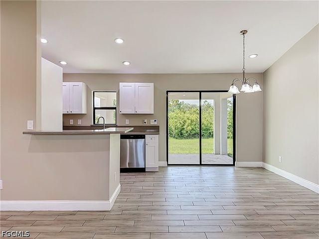 2612 15th ST SW, Lehigh Acres, FL 33976