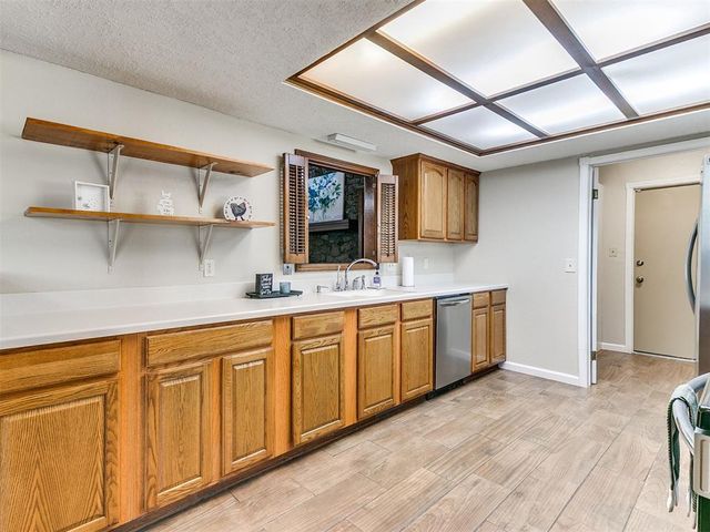 1712 Plumb Drive, Midwest City, OK 73130