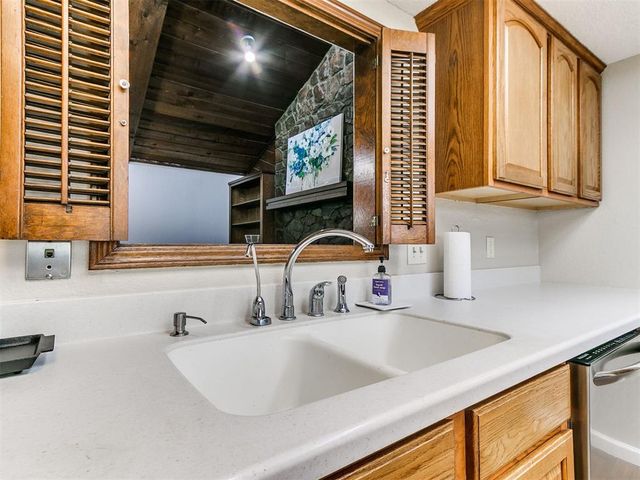 1712 Plumb Drive, Midwest City, OK 73130