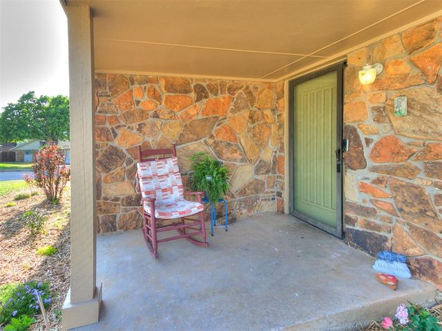 1712 Plumb Drive, Midwest City, OK 73130