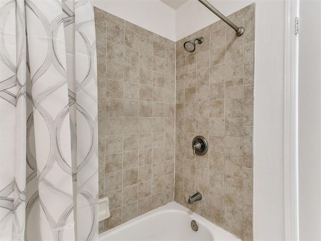 1712 Plumb Drive, Midwest City, OK 73130