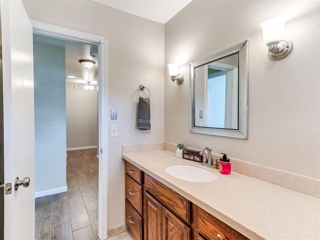 1712 Plumb Drive, Midwest City, OK 73130