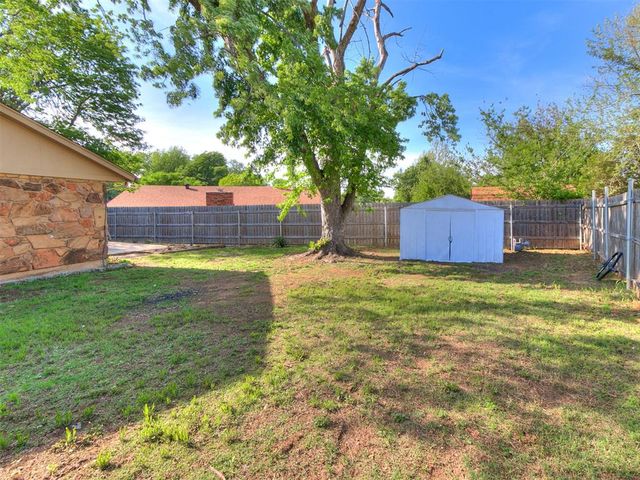 1712 Plumb Drive, Midwest City, OK 73130