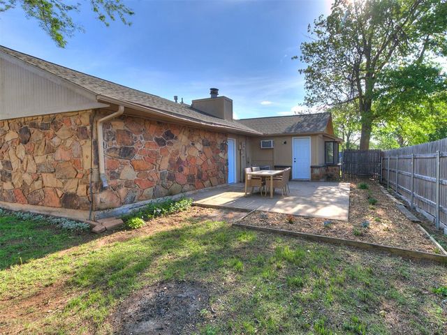 1712 Plumb Drive, Midwest City, OK 73130