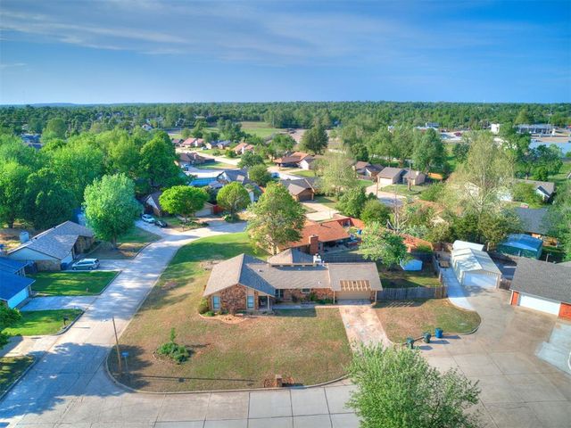 1712 Plumb Drive, Midwest City, OK 73130