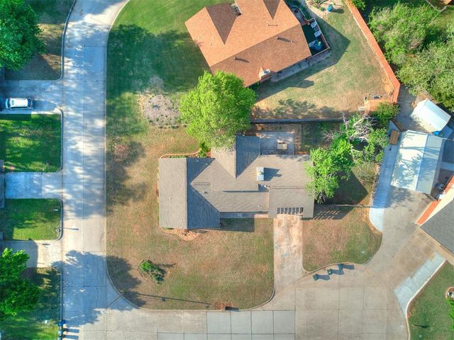 1712 Plumb Drive, Midwest City, OK 73130