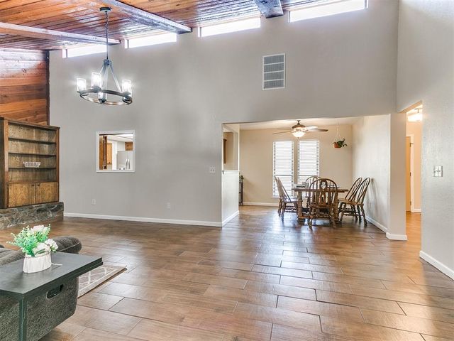 1712 Plumb Drive, Midwest City, OK 73130