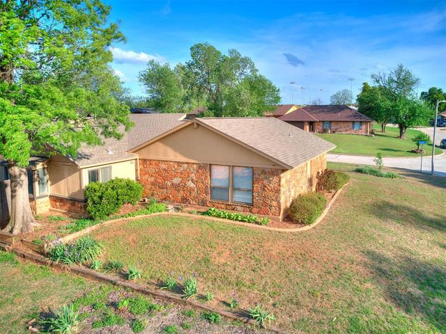 1712 Plumb Drive, Midwest City, OK 73130