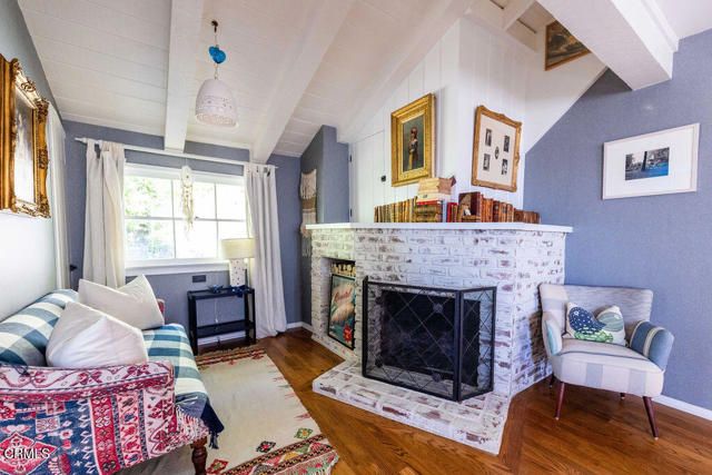 4053 Cromwell Avenue, Los Angeles, CA 90027