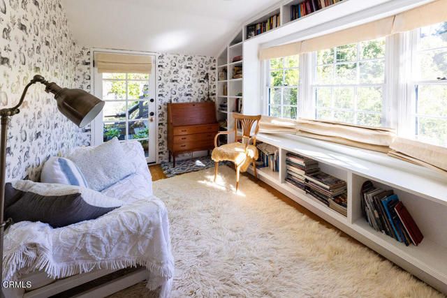 4053 Cromwell Avenue, Los Angeles, CA 90027