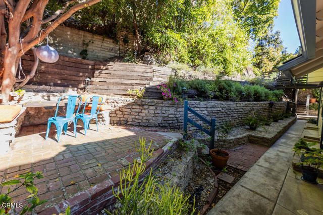 4053 Cromwell Avenue, Los Angeles, CA 90027