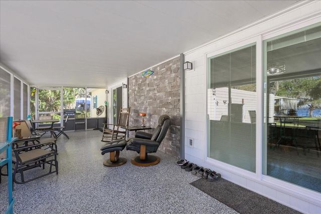 116 CRESCENT LAKE SHORE DRIVE, Crescent City, FL 32112