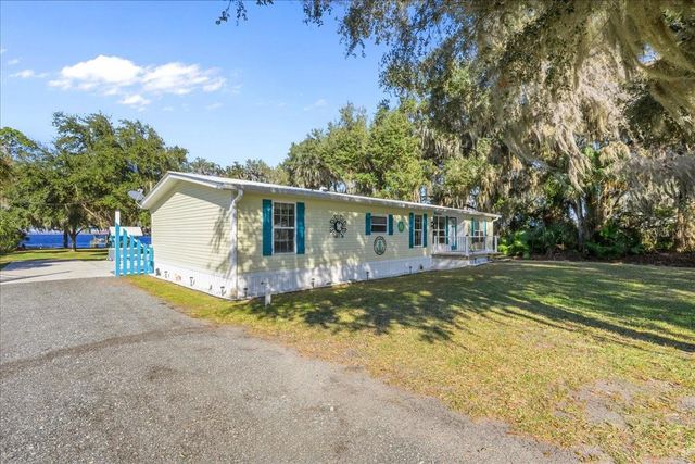 116 CRESCENT LAKE SHORE DRIVE, Crescent City, FL 32112