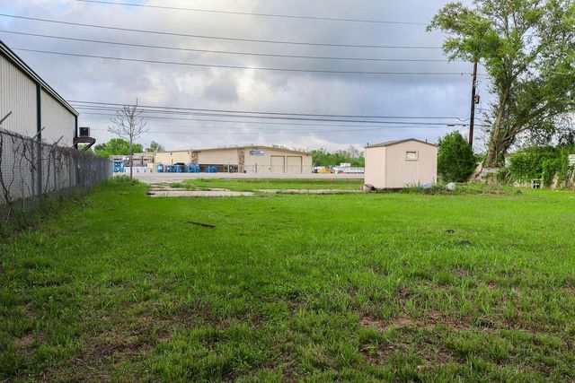 17229 Tx-6, Alvin, TX 77511