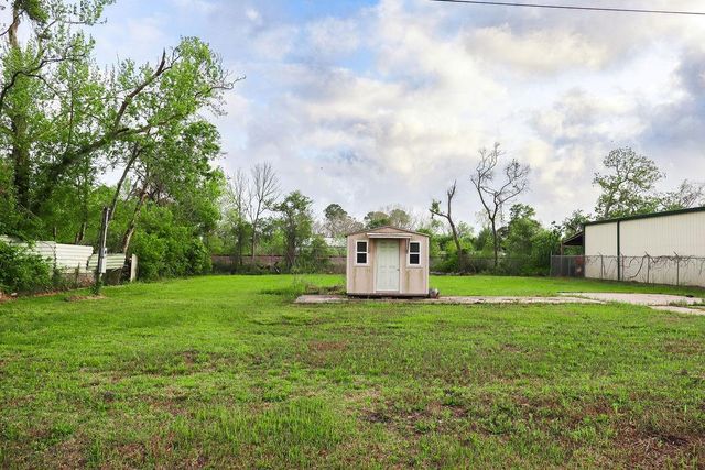 17229 Tx-6, Alvin, TX 77511