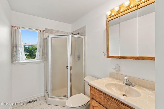 806 Fischer Boulevard, Toms River, NJ 08753