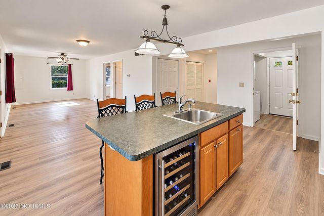806 Fischer Boulevard, Toms River, NJ 08753