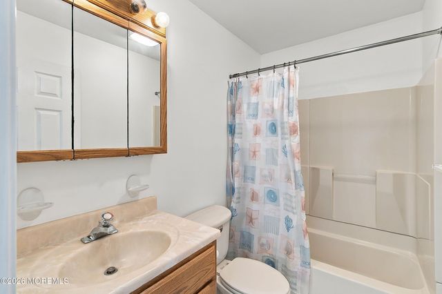 806 Fischer Boulevard, Toms River, NJ 08753