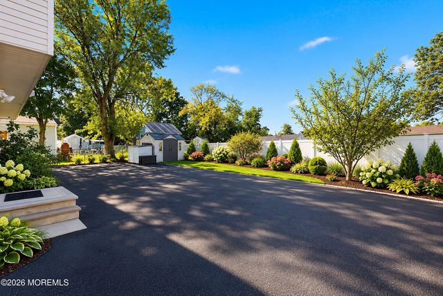 806 Fischer Boulevard, Toms River, NJ 08753