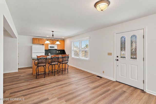806 Fischer Boulevard, Toms River, NJ 08753