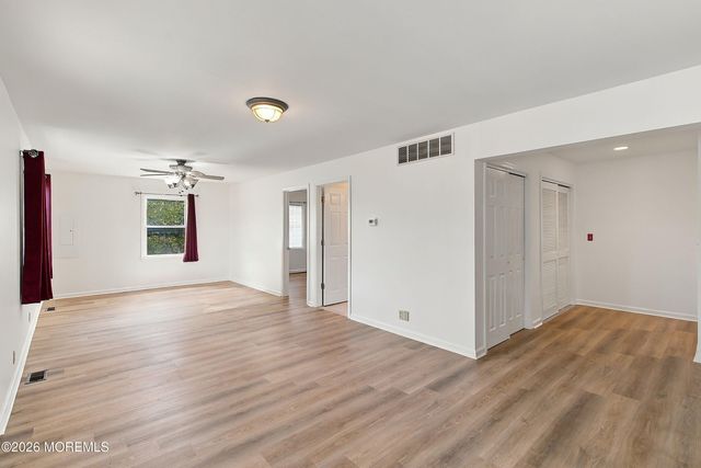806 Fischer Boulevard, Toms River, NJ 08753