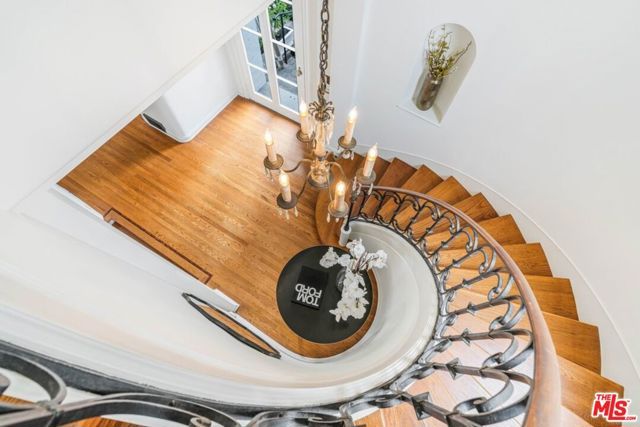 528 Chautauqua Boulevard, Pacific Palisades (los Angeles), CA 90272