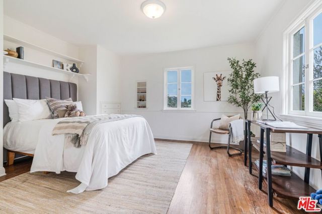 528 Chautauqua Boulevard, Pacific Palisades (los Angeles), CA 90272