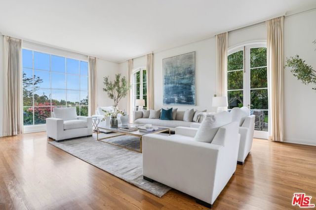 528 Chautauqua Boulevard, Pacific Palisades (los Angeles), CA 90272