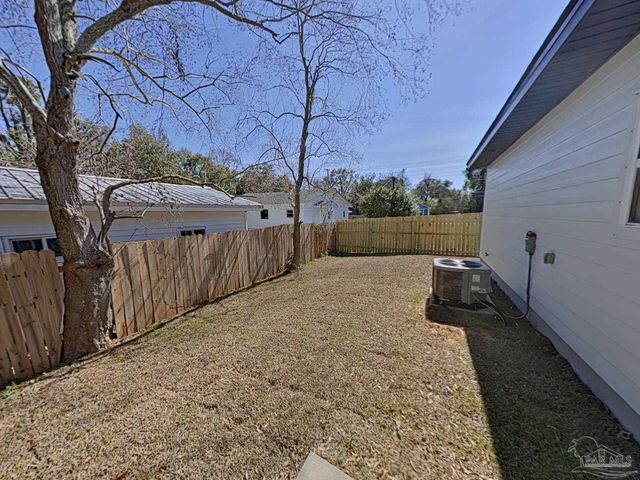 1608 N S St, Pensacola, FL 32505