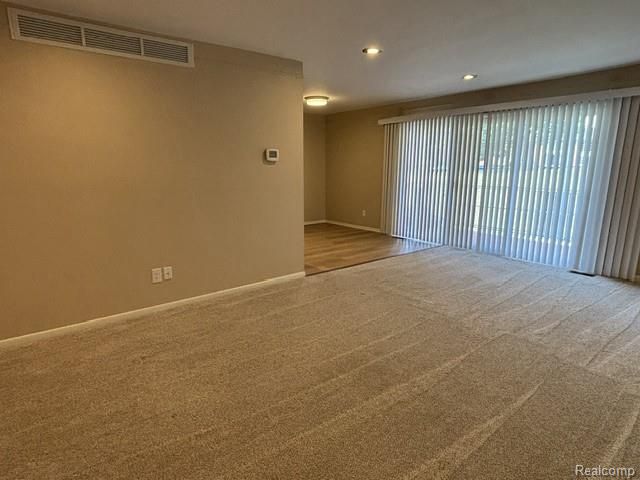 433 Fox Hills Drive S, Bloomfield Hills, MI 48304