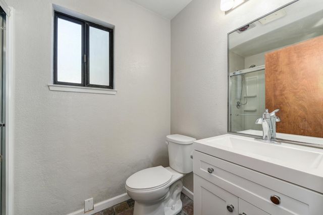 20495 Bellwood Ct, Foresthill, CA 95631