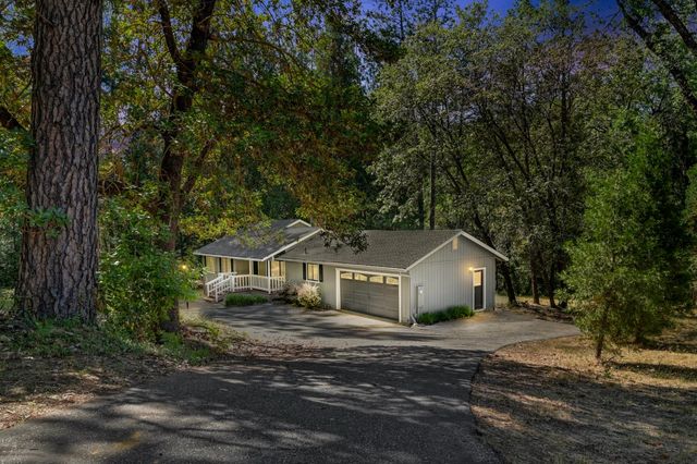 20495 Bellwood Ct, Foresthill, CA 95631