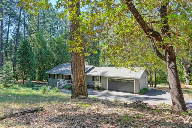 20495 Bellwood Ct, Foresthill, CA 95631