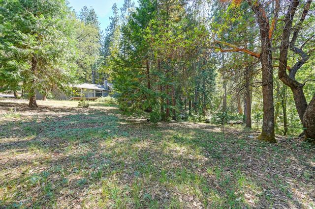20495 Bellwood Ct, Foresthill, CA 95631