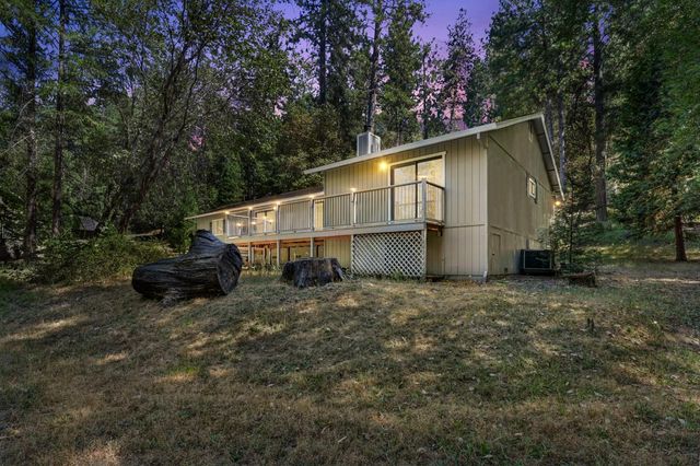 20495 Bellwood Ct, Foresthill, CA 95631