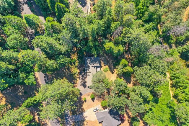 20495 Bellwood Ct, Foresthill, CA 95631