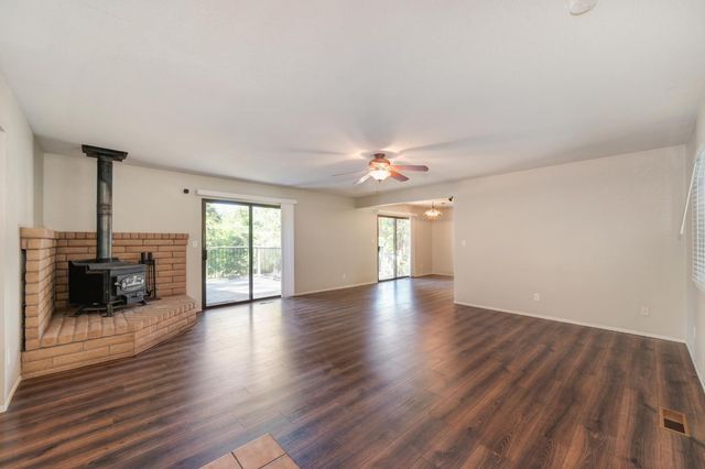 20495 Bellwood Ct, Foresthill, CA 95631