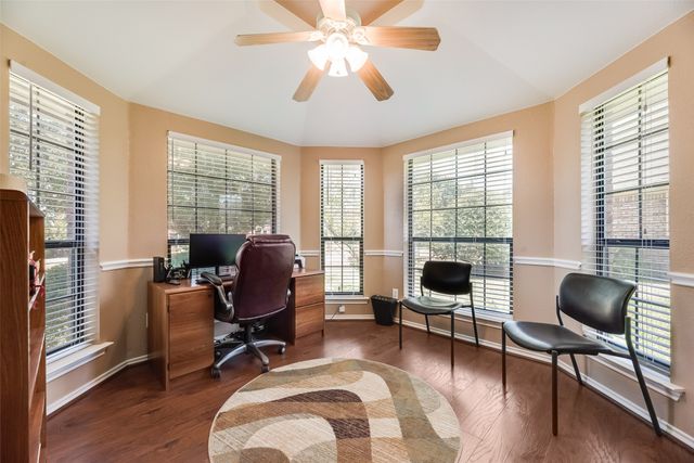 818 Foxwood Lane, Wylie, TX 75098