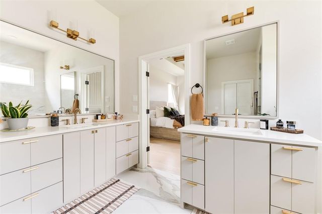 2924 Sandstone Ridge, Edmond, OK 73034