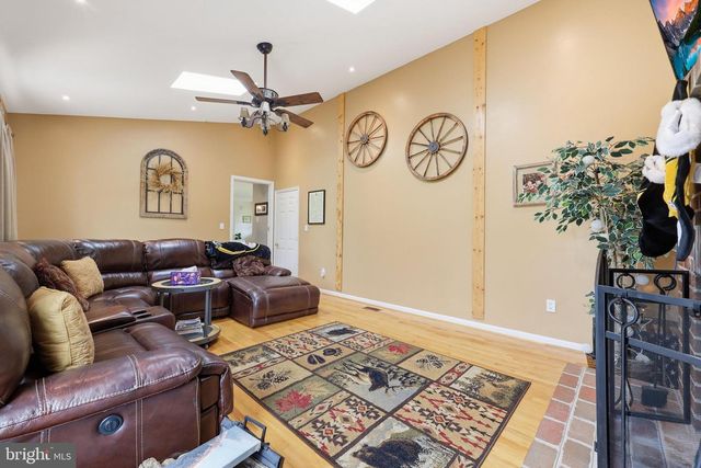 2910 CLEAR HILL LN, Mount Airy, MD 21771