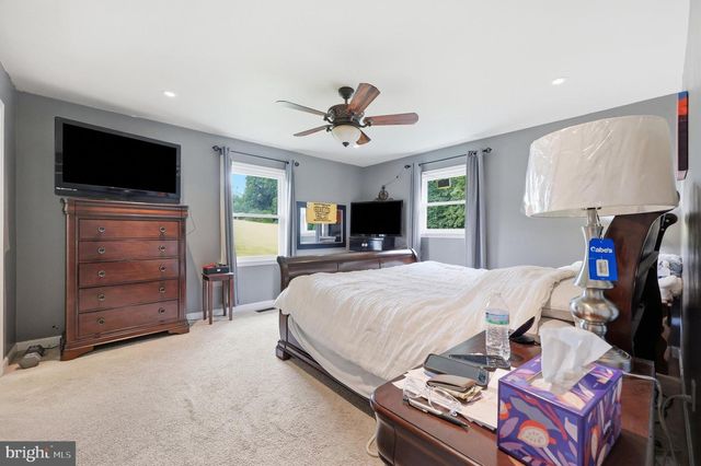 2910 CLEAR HILL LN, Mount Airy, MD 21771