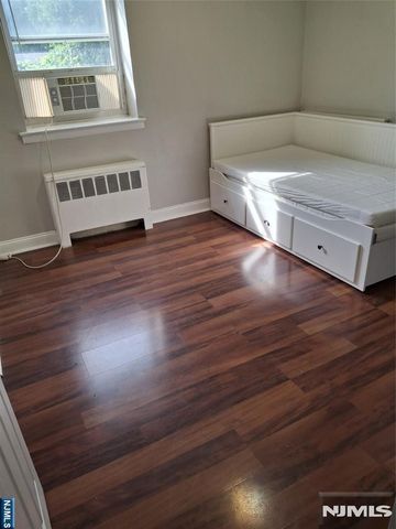 465-469 Broad Avenue, Palisades Park, NJ 07650