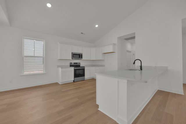 6586 Elizabeth Ann Way 108, Ooltewah, TN 37363