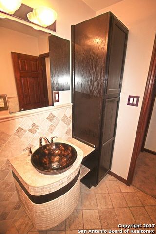 817 ZACHRY DR, San Antonio, TX 78228