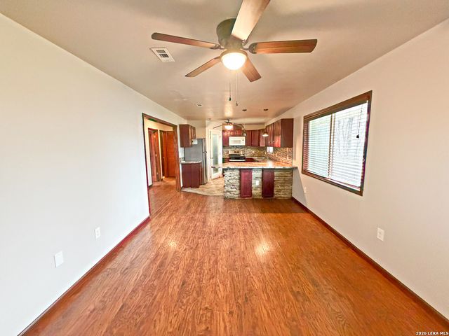 817 ZACHRY DR, San Antonio, TX 78228