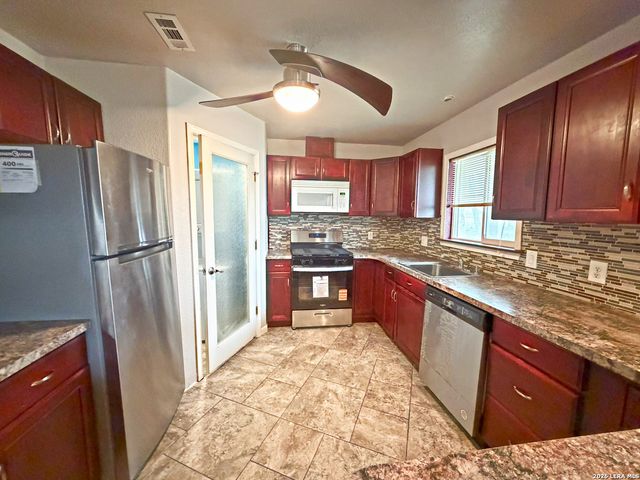 817 ZACHRY DR, San Antonio, TX 78228