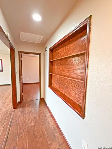 817 ZACHRY DR, San Antonio, TX 78228