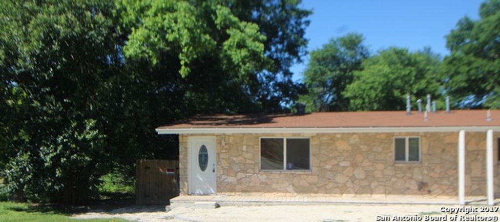 817 ZACHRY DR, San Antonio, TX 78228