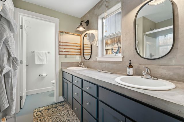 2845 SW 31st Street, Redmond, OR 97756